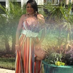 Meet your Posher, Iris